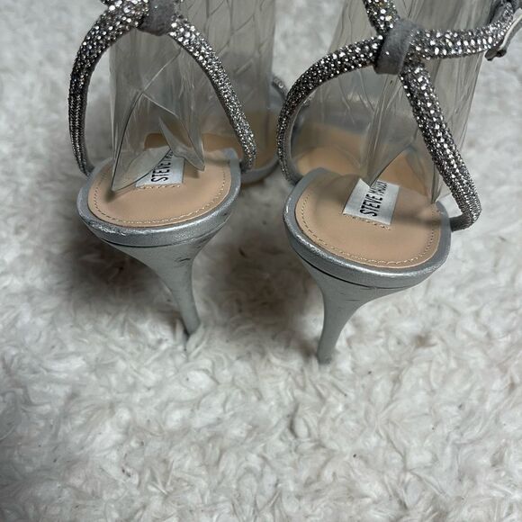 Steve Madden Metallic rhinestone Silver Ankle Strap Heels SZ10M - Picture 5 of 9